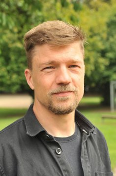 Schulsozialarbeiter Herr Schulze König