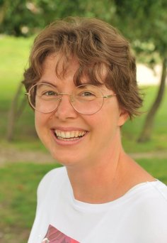 Lehrerin Frau Knapmeyer